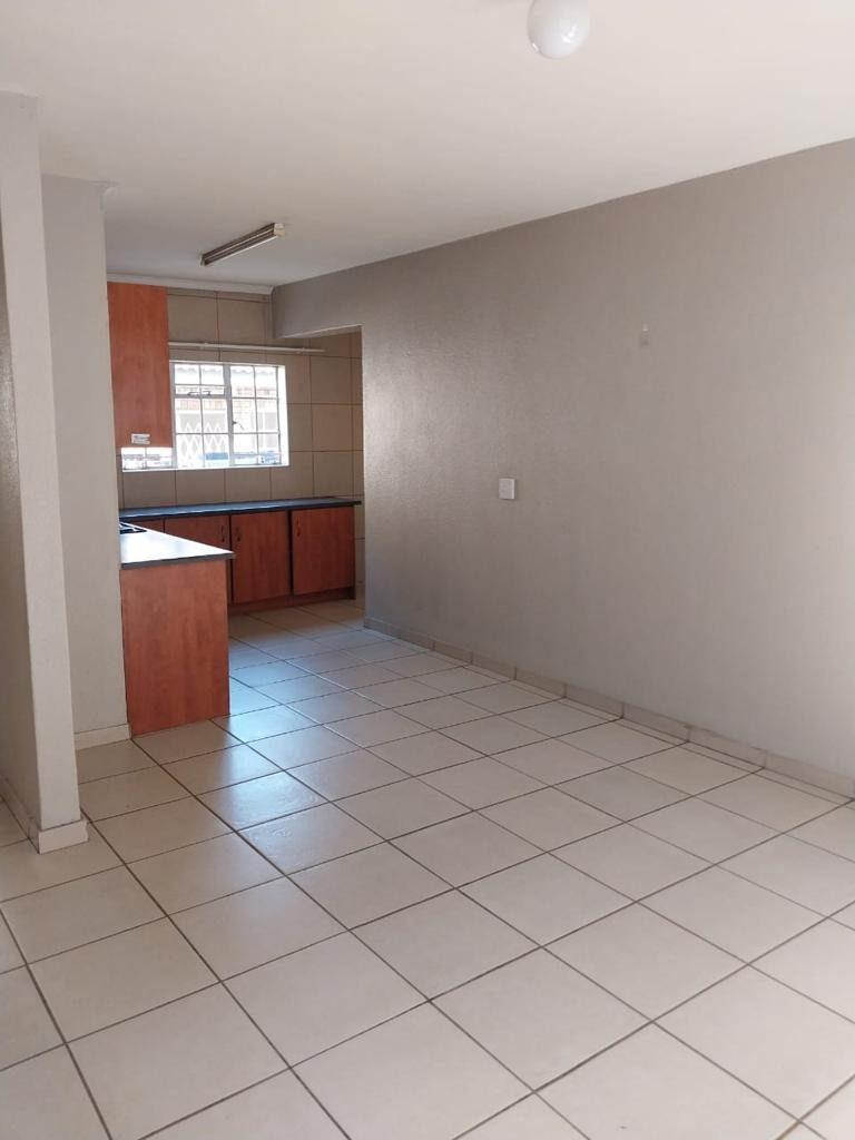 2 Bedroom Property for Sale in Rustenburg Central North West